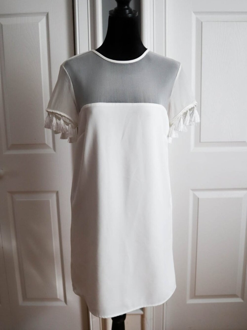 Lulus Iced Latte White Shift Mini Dress Mesh & Tassel Details Sz S Boho Bridal